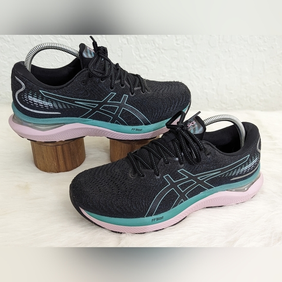 Asics Shoes - Asics Gel-Cumulus 24 Women's Sz 9.5 Running Shoes Black/Sage Sneakers Trainers